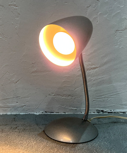 MEMENTO - metallic desk light