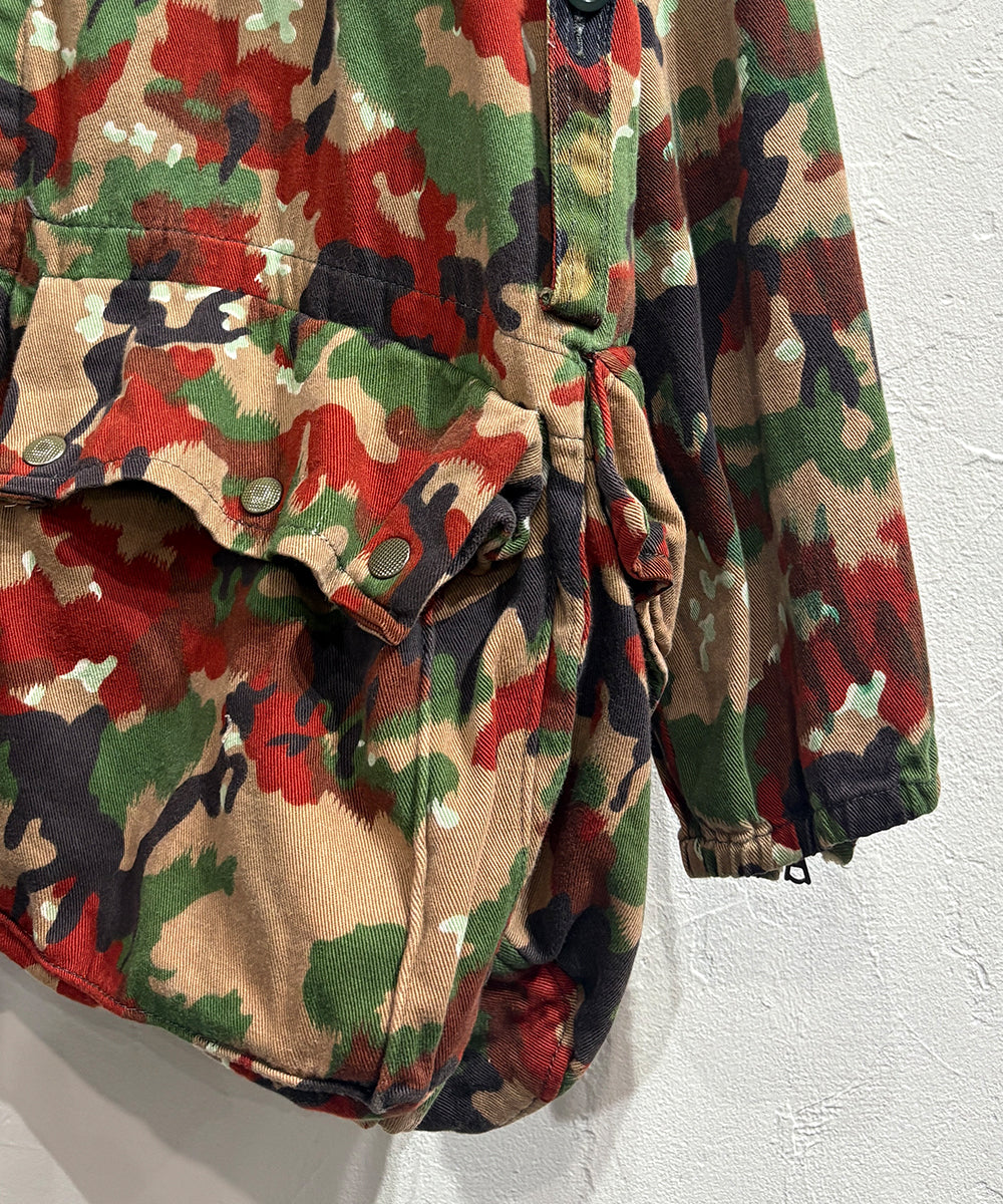 VINTAGE - SWISS ARMY ALPEN CAMO MOUNTAIN JACKET