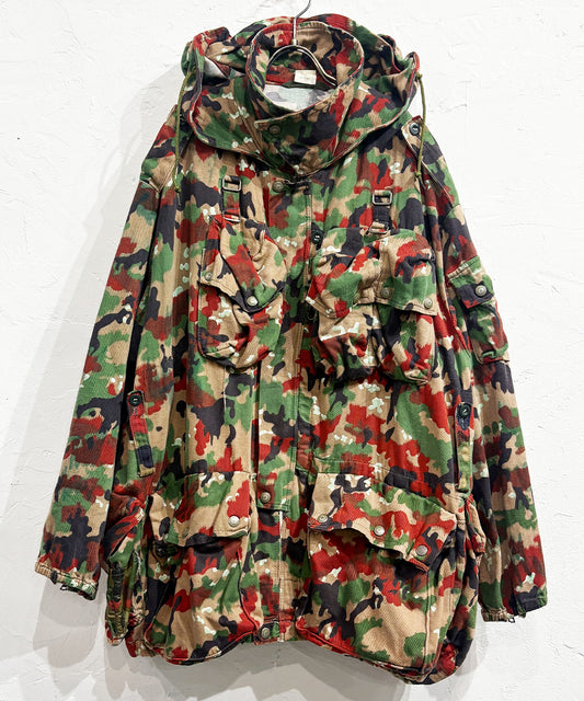 VINTAGE - SWISS ARMY ALPEN CAMO MOUNTAIN JACKET