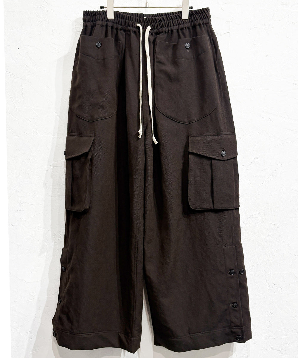 O PROJECT - CARGO TROUSER / DK BROWN  ONLINE STORE PAGE | オー プロジェクト - カーゴ トラウザー / ダーク ブラウン / ブラック オンライン ストア ページ 商品画像
