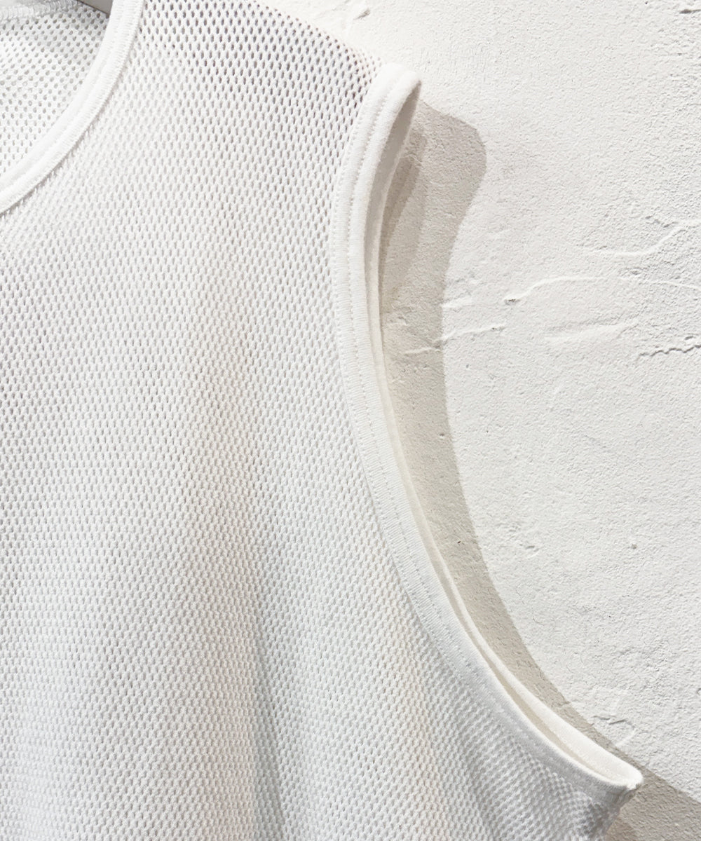 ANDER - MESH SLEEVELESS OFF WHITE