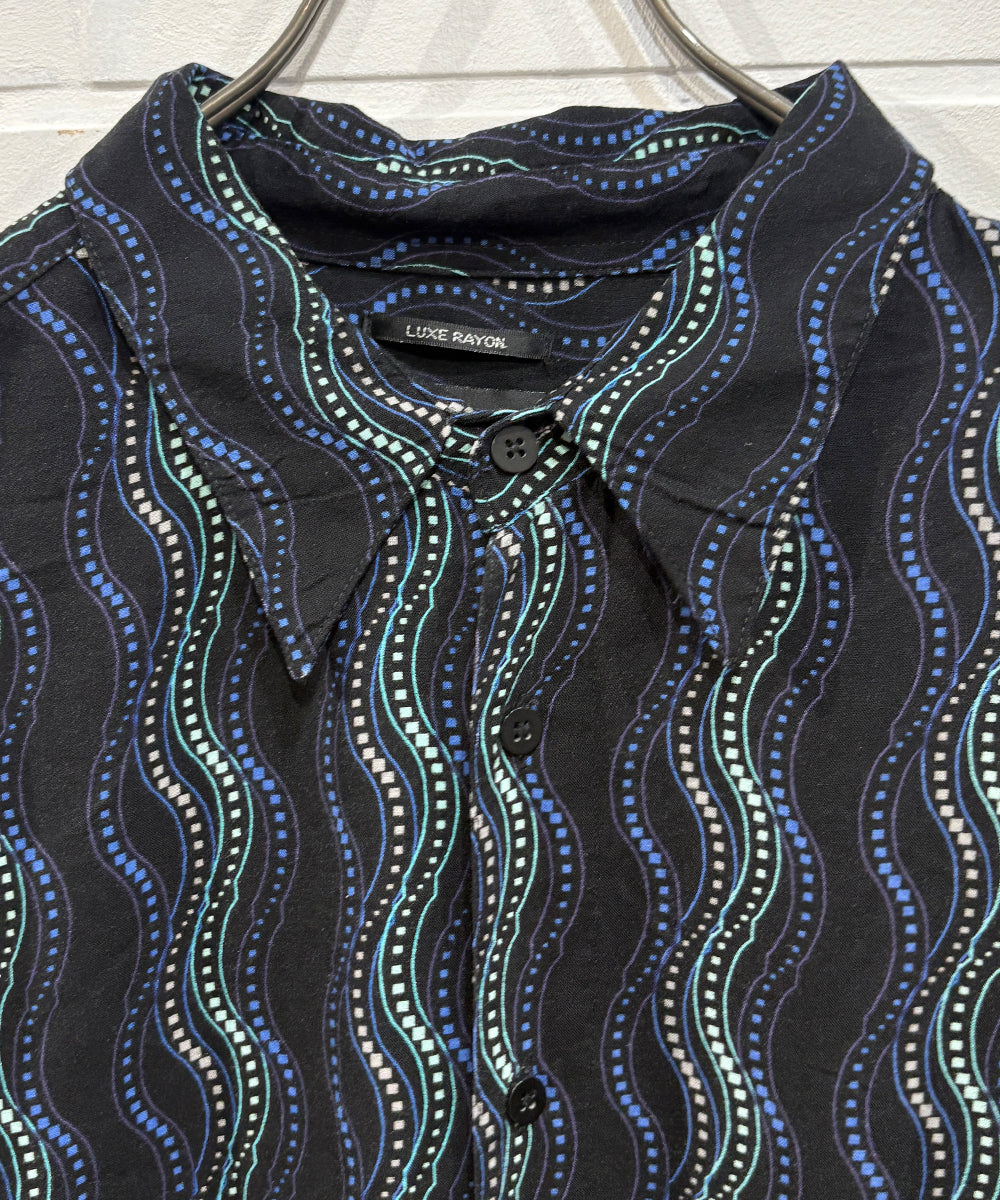 VINTAGE - WAVE PATTERN LUXE RAYON SHIRT