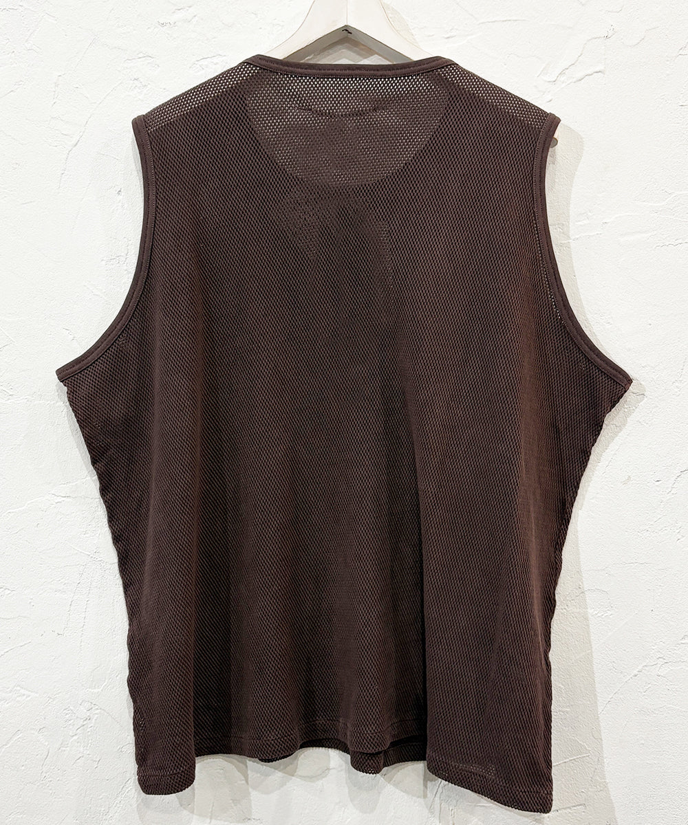 ANDER - MESH SLEEVELESS DK BROWN