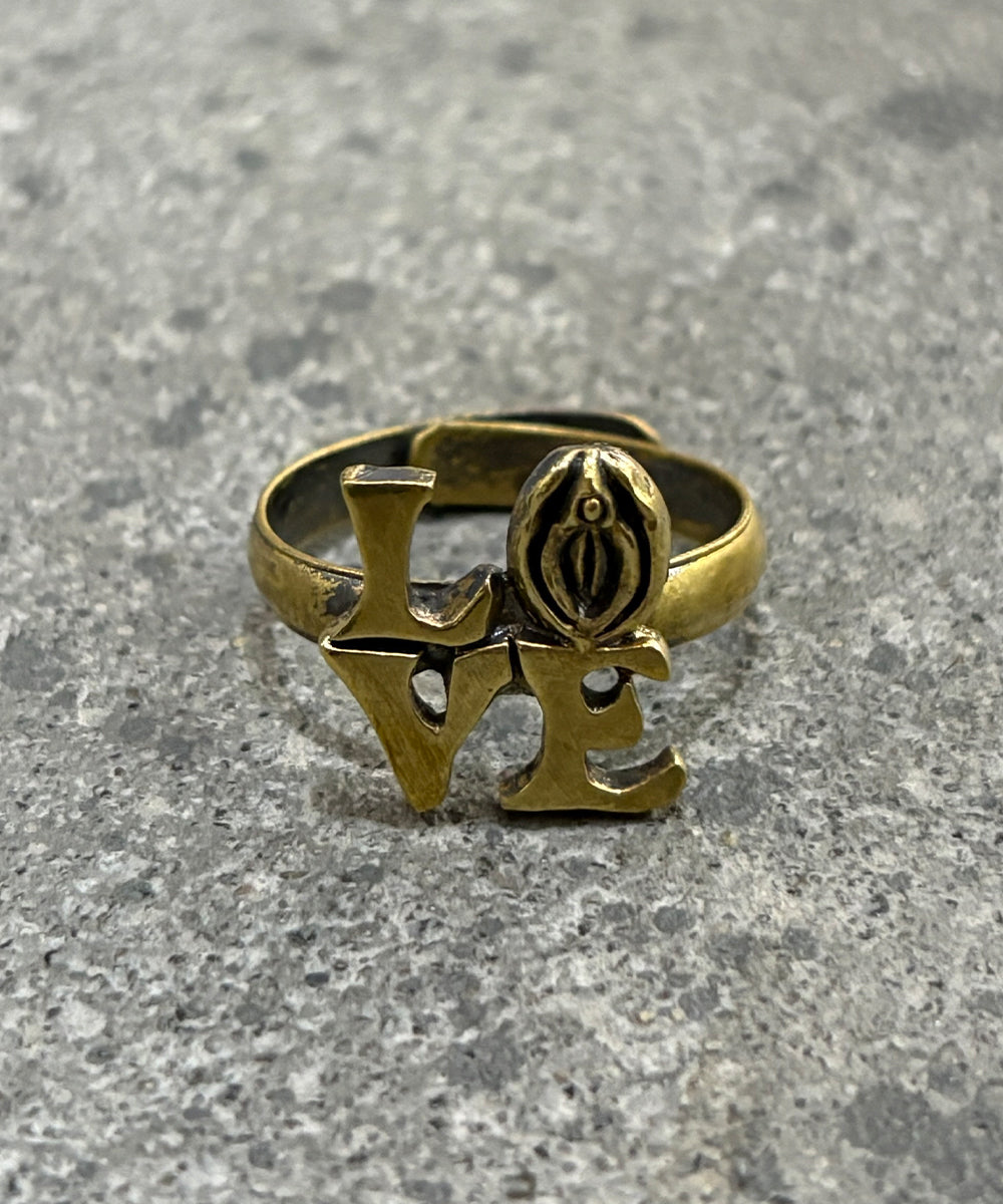 FRAG - BRASS「LOVE」RING  ONLINE STORE PAGE | フラグ - ブラス「ラブ」リング オンラインストアページ. 商品画像