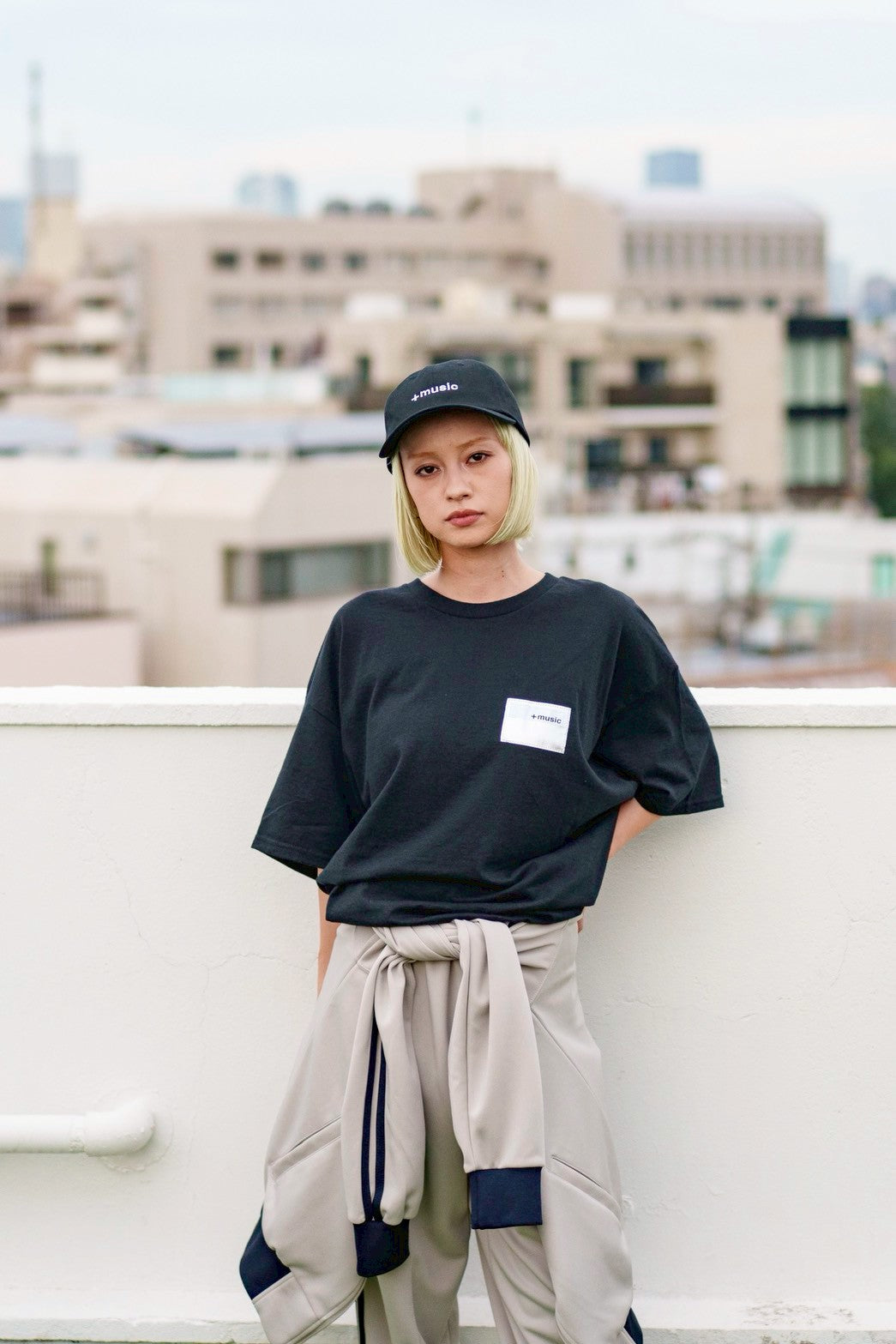 +music  Apparel “Future Nature” - Silver patch logo standard T-shirt / White ONLINE STORE PAGE | プラスミュージック アパレル “フューチャー ネイチャー” - シルバー パッチ ロゴ スタンダード ティーシャツ / ホワイト オンライン ストア ページ 商品画像