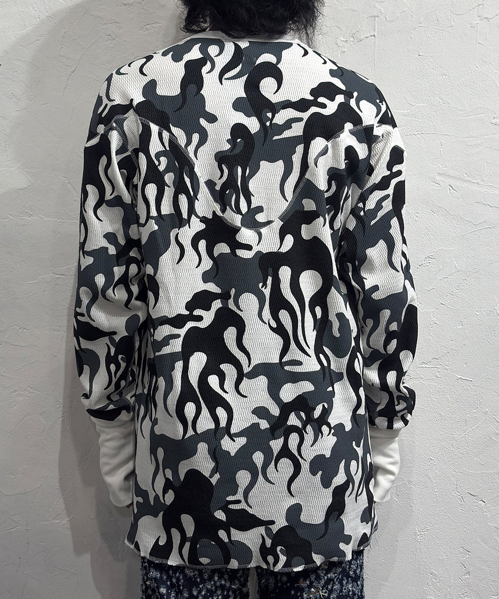 NAM - CREW FIRE CAMO OFF ONLINE STORE PAGE | ナム - クルー ファイア カモ オフホワイト オンライン ストア ページ 商品画像