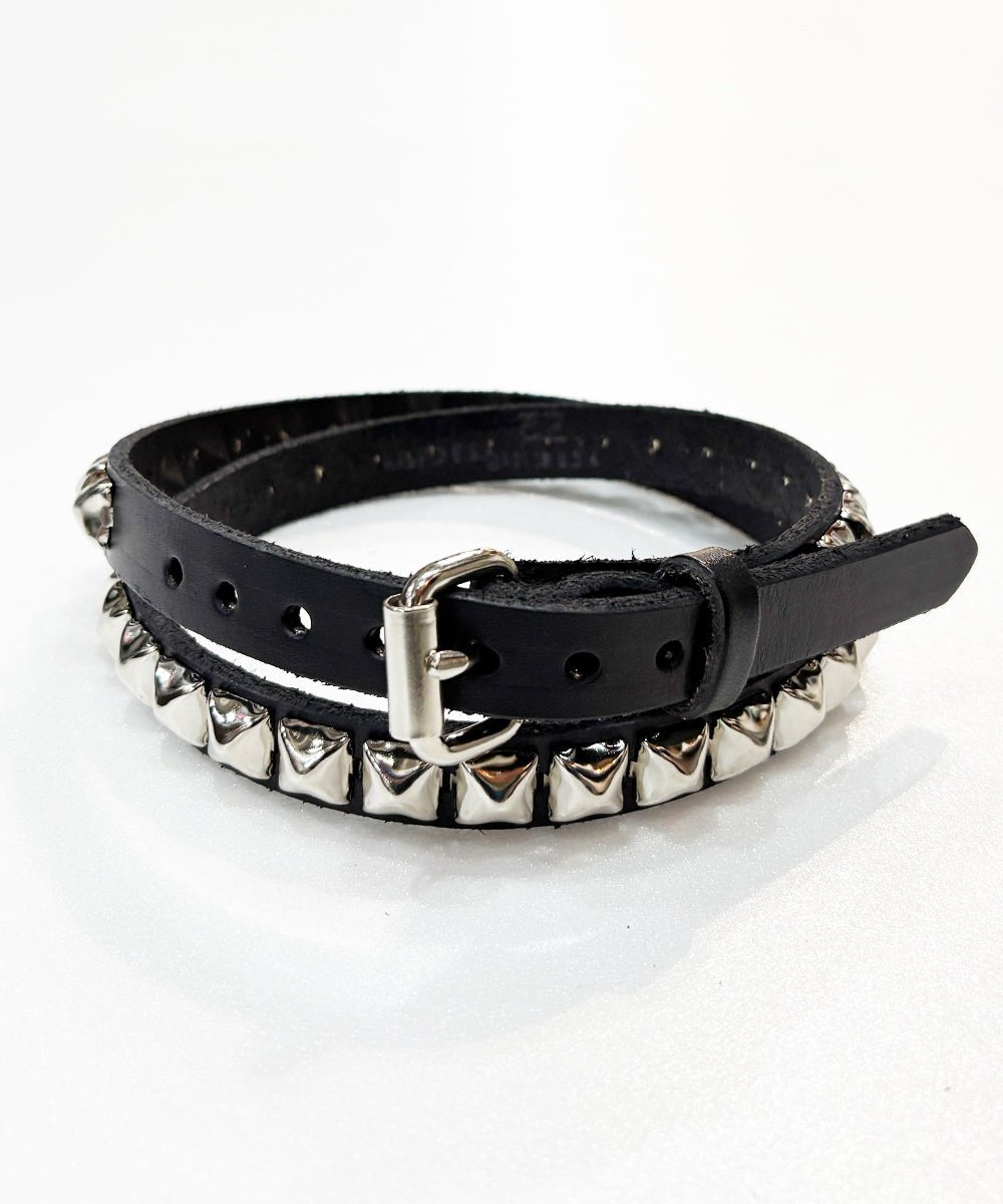 BRACKNEY LEATHER WORKS - 3/4” PYRAMID 1ROW BELT / BLACK | DB&BAR