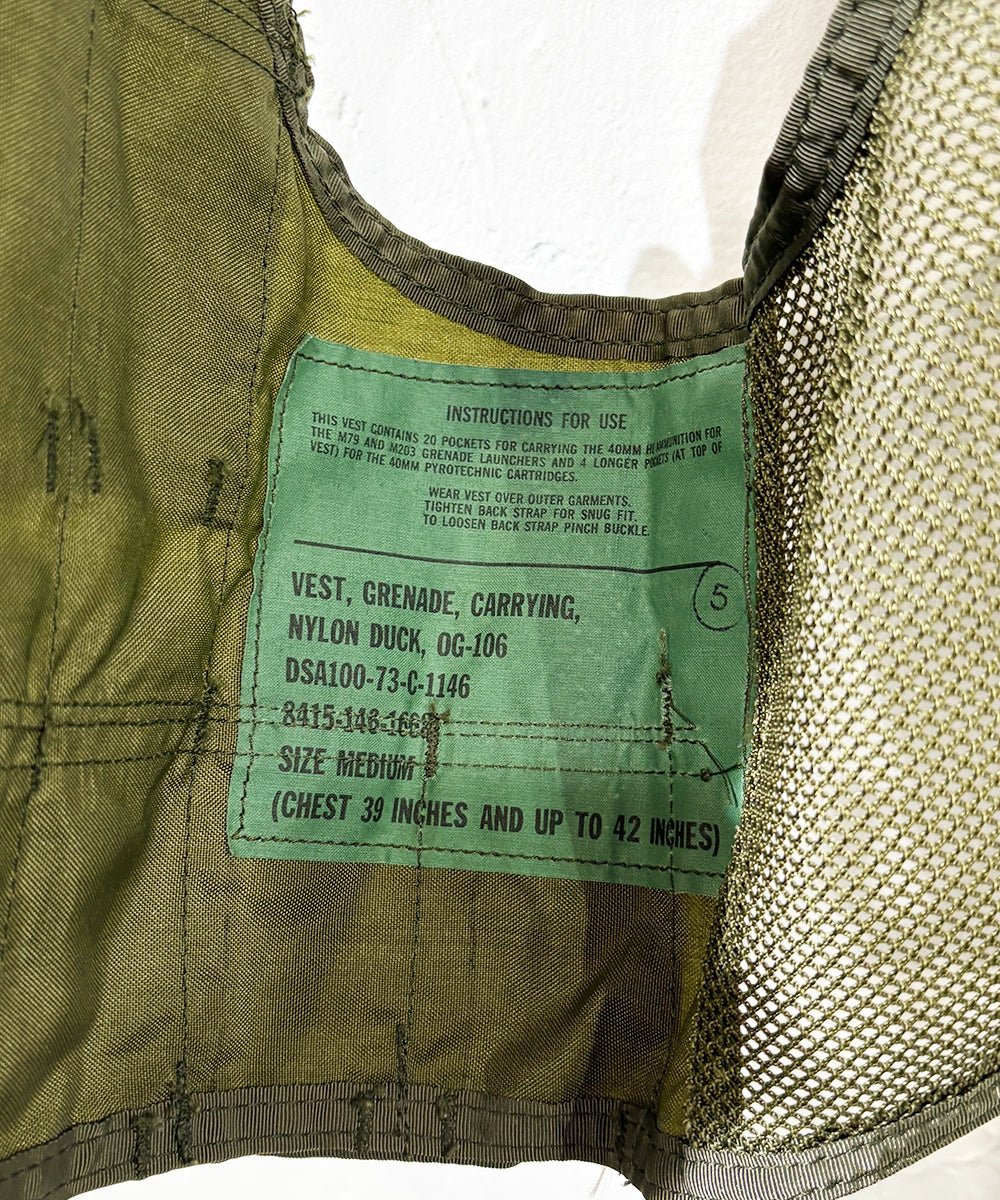 VINTAGE - U.S. MILITARY GRENADE CARRIER VEST - DB&BAR