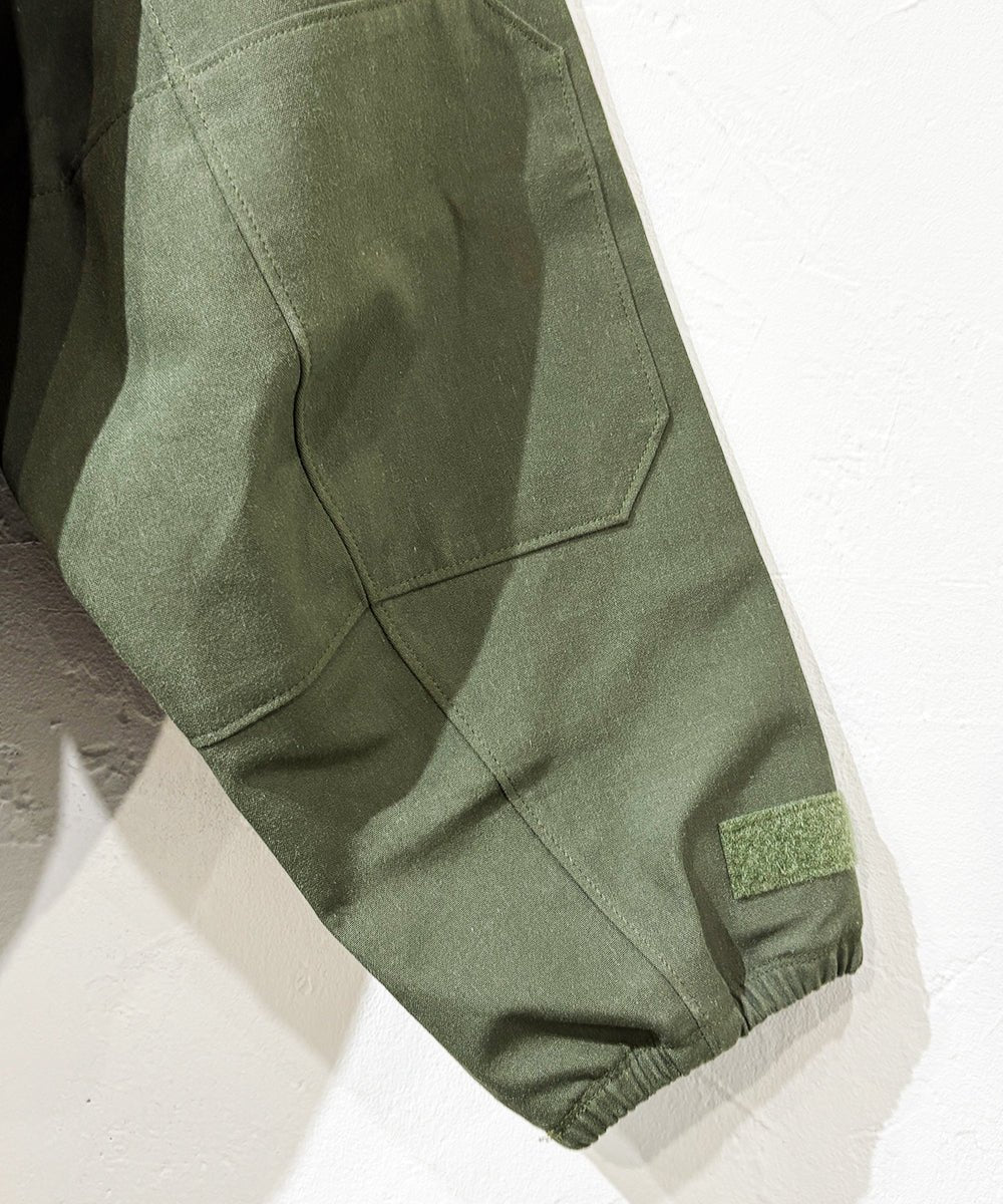 VINTAGE - U.S. MILITARY MCPS CWU - 106/P - DB&BAR