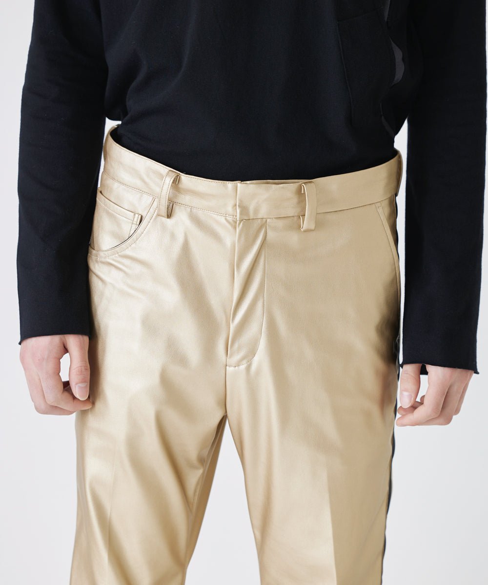 【80%OFF】Faux leather side line flared slim trouser - GOLD - DB&BAR