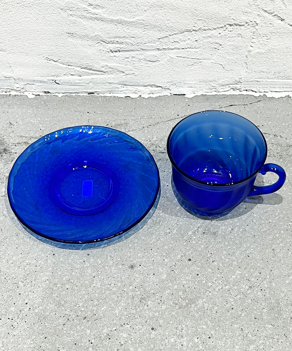 MEMENTO - Blue cup and saucer - DIET BUTCHER