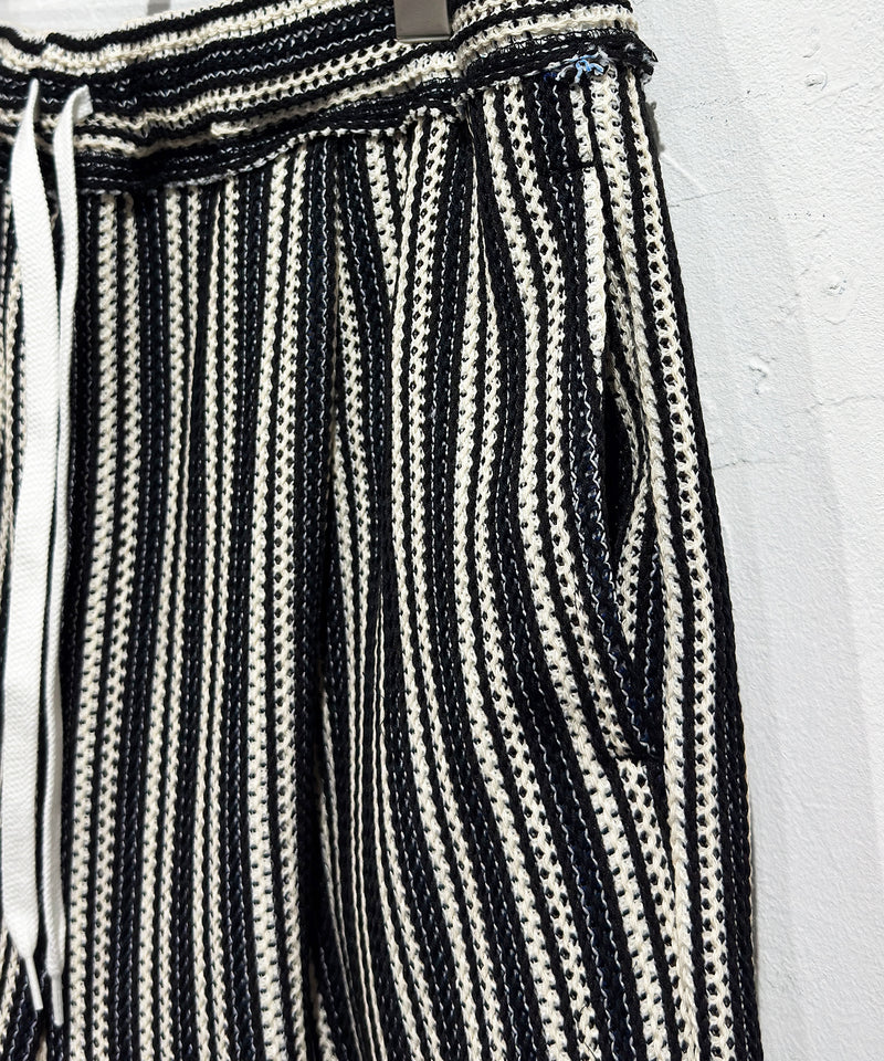 CURRENTAGE - TEXTURED STRIPE KNIT SHORTS / BLACK×NATURAL
