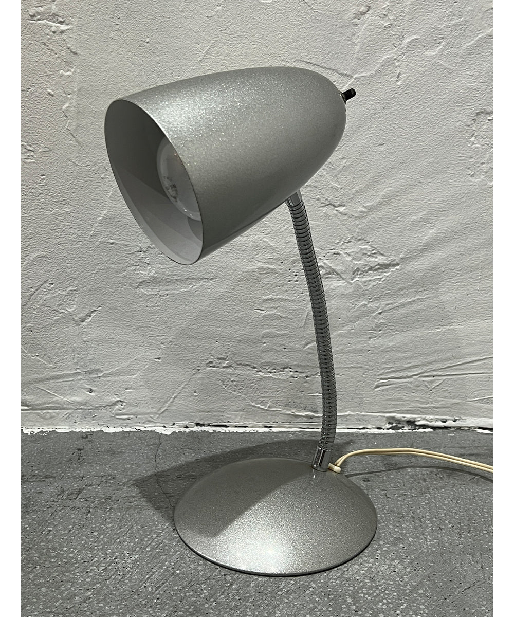 MEMENTO - metallic desk light