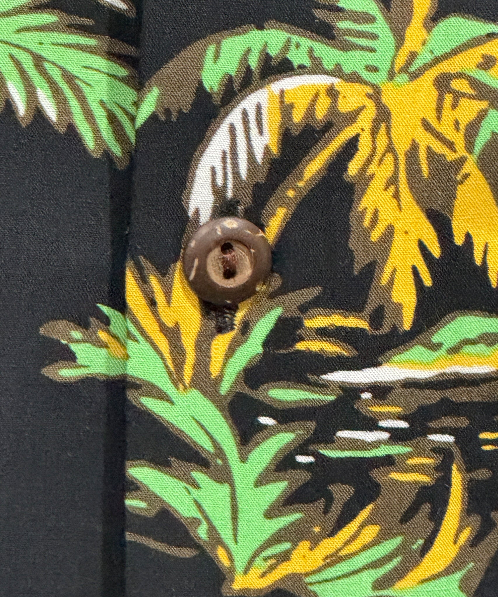 TWO PALMS - RAYON HAWAIIAN SHIRTS “TURTLE” | DB&BAR OFFICIAL ONLINE STORE | トゥー パームス レーヨン ハワイアン シャツ タートル オンライン ストア ページ
1回のご注文が税込10,000円以上のお買い物は送料無料
中目黒セレクトショップ 商品画像