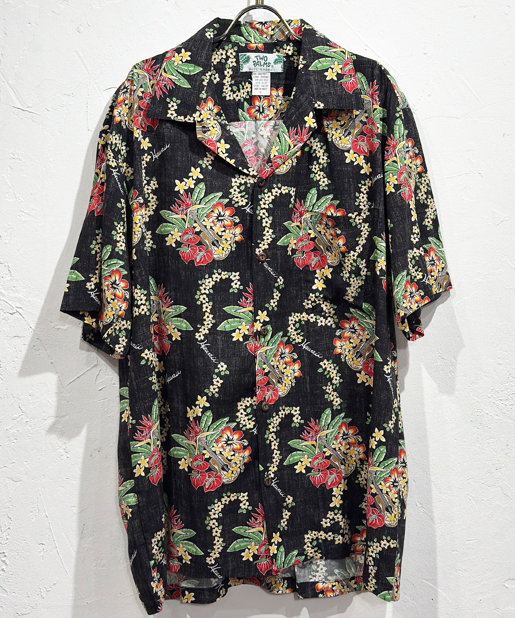 TWO PALMS - RAYON HAWAIIAN SHIRTS “LEI OF HAWAII” | DB&BAR OFFICIAL ONLINE STORE | トゥー パームス レーヨン ハワイアン シャツ レイ オブ ハワイ オンライン ストア ページ
1回のご注文が税込10,000円以上のお買い物は送料無料
中目黒セレクトショップ 商品画像