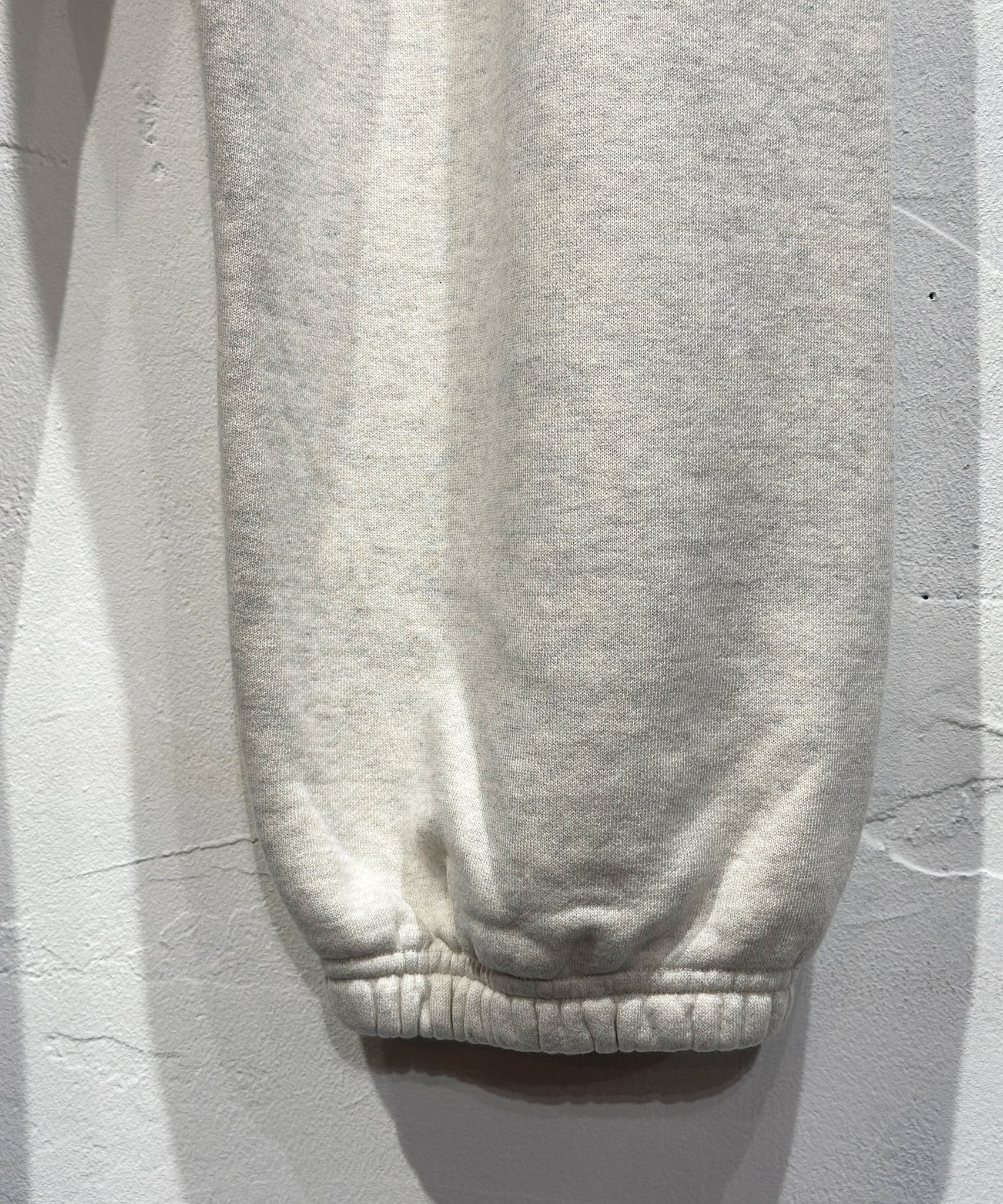 ANDER - SIDE SEAMLESS SWEAT PANTS / OATMEAL×HEATHER ONLINE STORE PAGE | アンダー - サイド シームレス スウェット パンツ オートミール オンライン ストア ページ
1回のご注文が税込10,000円以上のお買い物は送料無料
中目黒セレクトショップ 商品画像