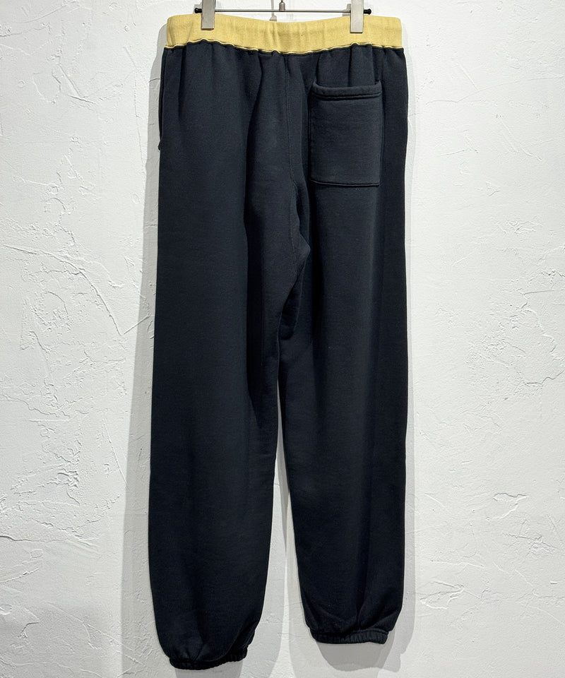 ANDER - SIDE SEAMLESS SWEAT PANTS / OFF BLACK×AGING GOLD ONLINE STORE PAGE | アンダー - サイド シームレス スウェット ブラック オンライン ストア ページ
1回のご注文が税込10,000円以上のお買い物は送料無料
中目黒セレクトショップ 商品画像