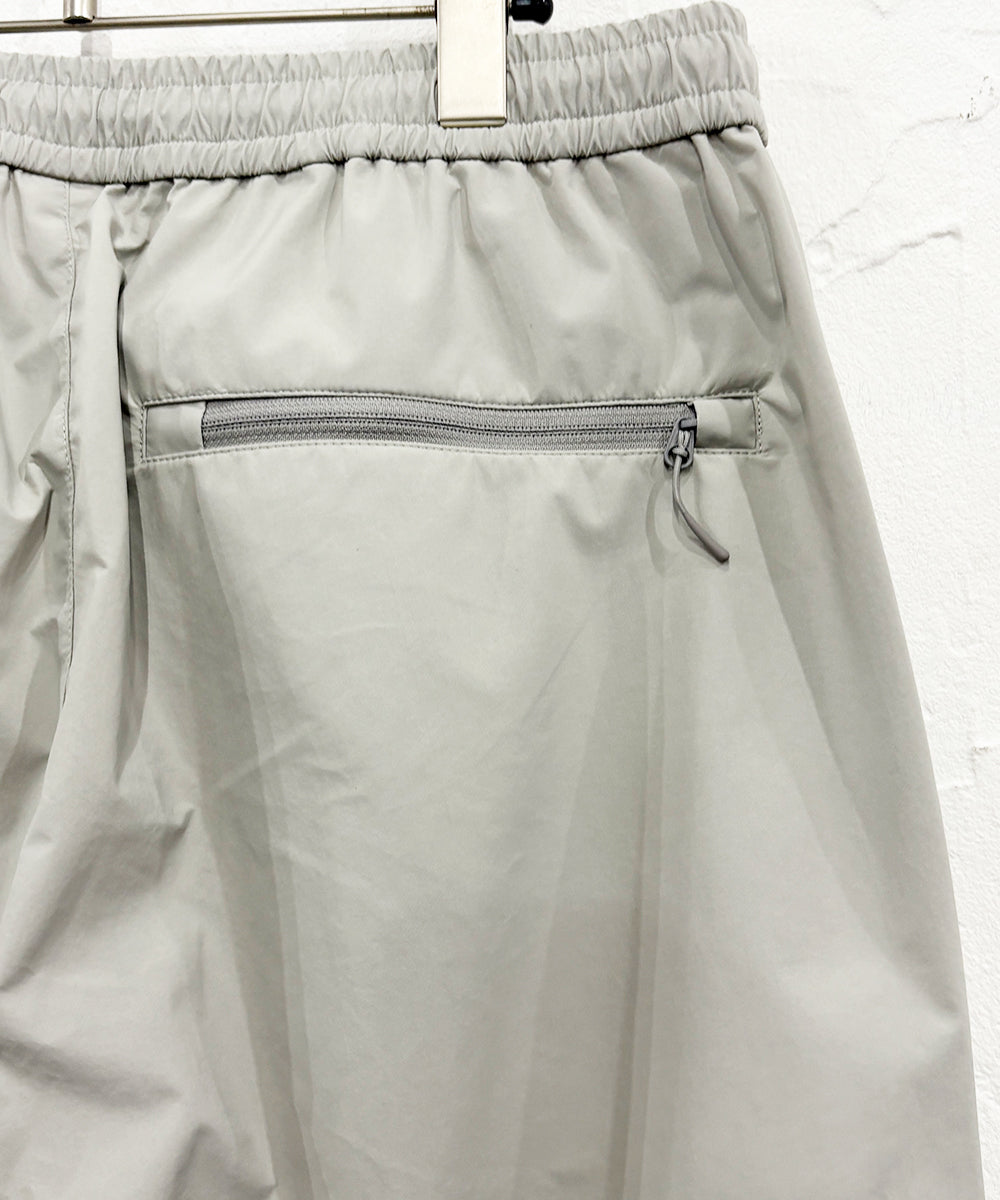 ES.1 - NYLON PANTS / IT.GRAY ONLINE STORE PAGE | エスアイ - ナイロン パンツ / ネイビー オンライン ストア ページ 商品画像