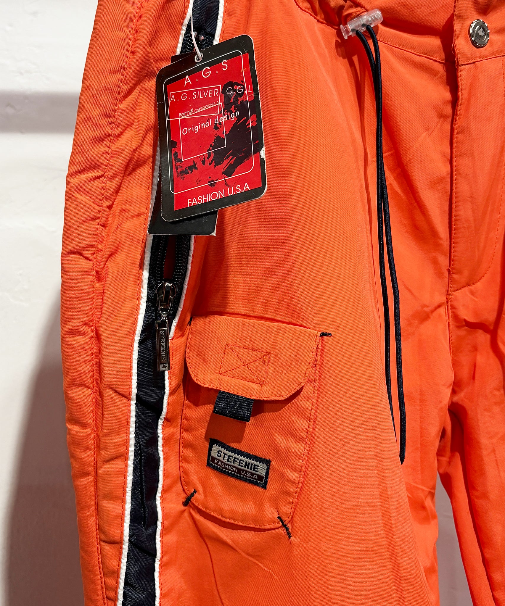 VINTAGE - DEAD STOCK FLEECE-LINED TECH FLARE PANTS ONLINE STORE PAGE | デッドストック フリースライニング テック フレア パンツ オンラインストアページ
1回のご注文が税込10,000円以上のお買い物は送料無料
中目黒セレクトショップ 商品画像