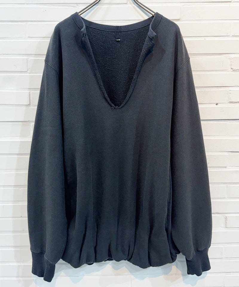 NAM - ACCORDION WORN NECK SWEAT ONLINE STORE PAGE | ナム - アコーディオン ウォーン ネック スウェット オンライン ストア ページ
1回のご注文が税込10,000円以上のお買い物は送料無料
中目黒セレクトショップ 商品画像