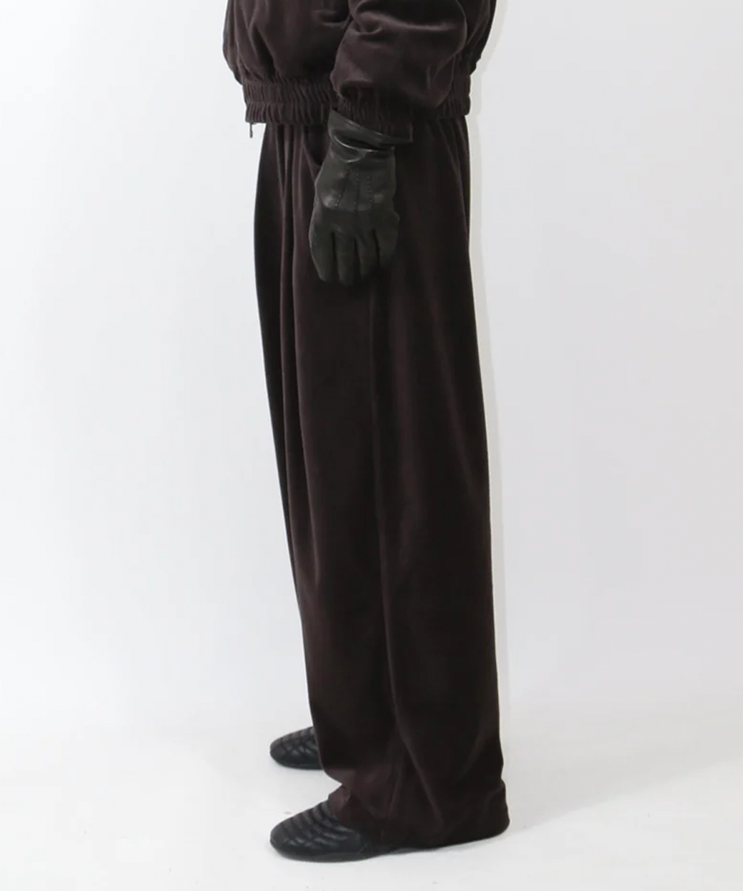 ANDER - VELOUR TUCK PANTS / SHINE BROWN