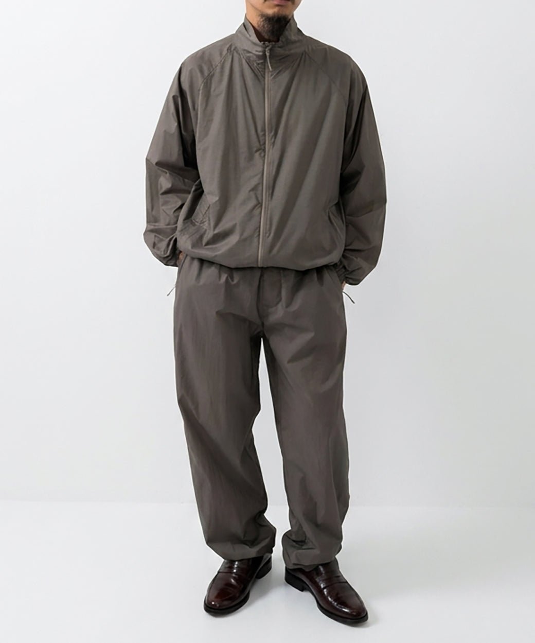 【30%OFF】ES.1 - LIIGHT NYLON JACKET / LIGHT KHAKI 商品画像 - DB&BAR