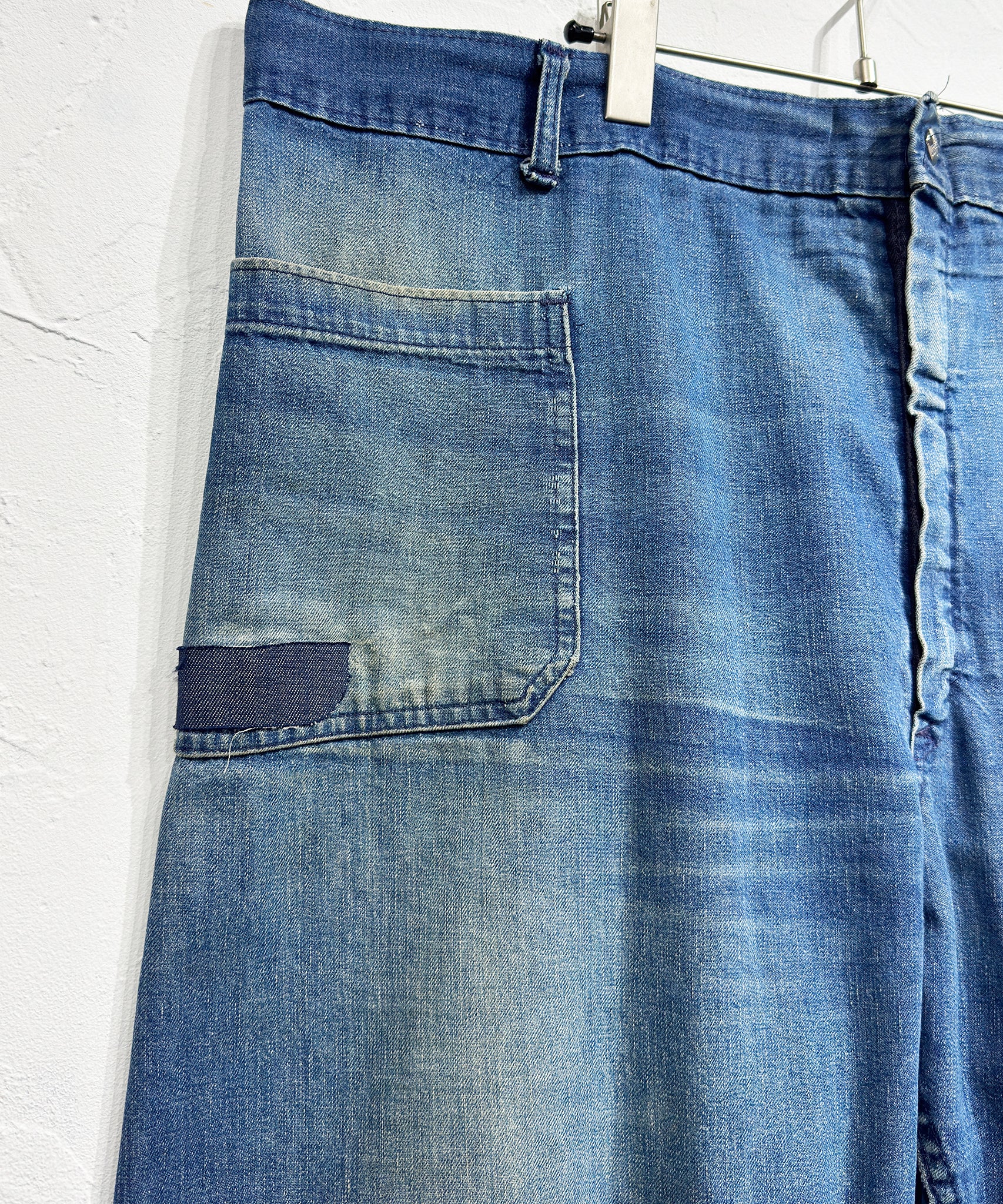 VINTAGE - SEAFARER PANTS ONLINE STORE PAGE | ヴィンテージ シーファーラー パンツ オンラインストアページ
1回のご注文が税込10,000円以上のお買い物は送料無料
中目黒セレクトショップ 商品画像