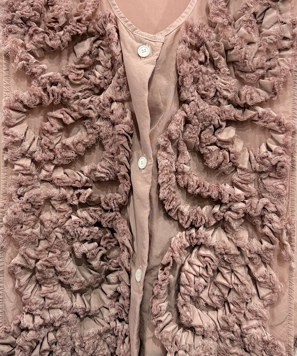 【40%OFF】CURRENTAGE - RUFFLE VEST PINK 商品画像 - DB&BAR