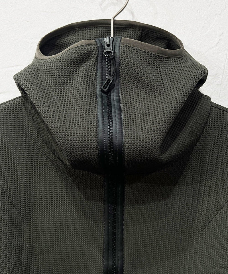 【50%OFF】ANDER ATHLETIC - PERFORMANCE HOODIE KHAKI 商品画像 - DB&BAR