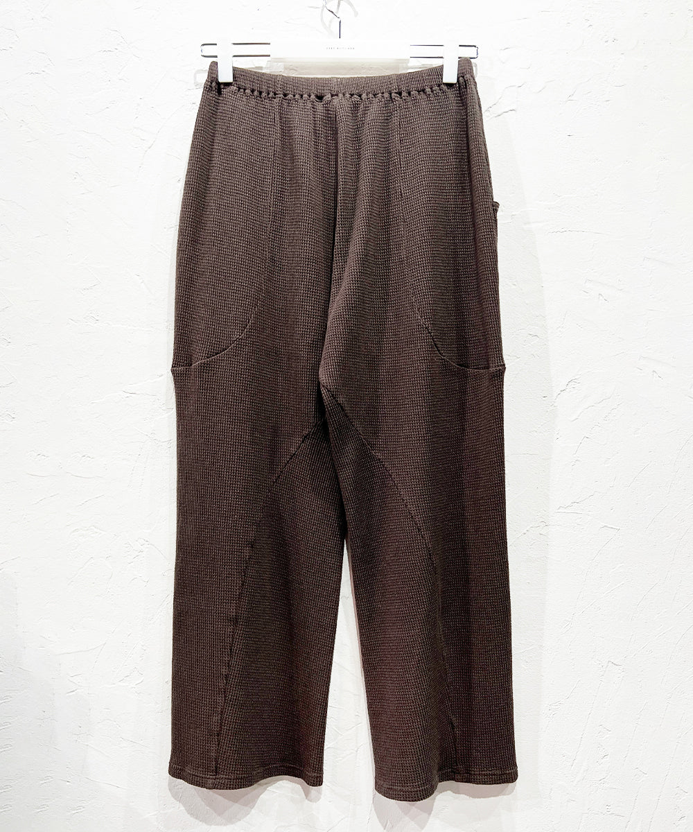 ANDER WAFFLE CURVY PANTS - SMOKE BROWN