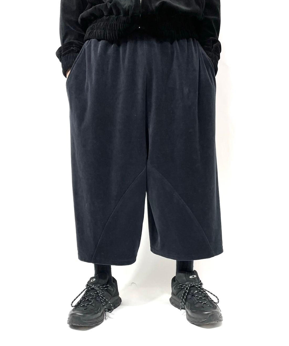 ANDER VELOUR BACK CURVY CROPPED PANTS - STEEL NAVY