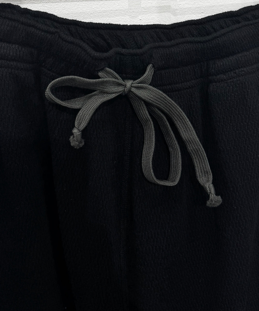 ANDER - MERINO SLEEPY PANTS / BLACK  ONLINE STORE PAGE | アンダー - メリノ スリーピー パンツ / ブラック オンライン ストア ページ
1回のご注文が税込10,000円以上のお買い物は送料無料
中目黒セレクトショップ. 商品画像