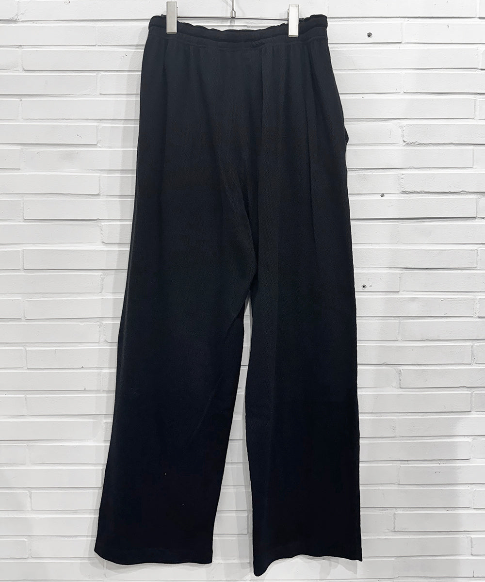 ANDER - MERINO SLEEPY PANTS / BLACK  ONLINE STORE PAGE | アンダー - メリノ スリーピー パンツ / ブラック オンライン ストア ページ
1回のご注文が税込10,000円以上のお買い物は送料無料
中目黒セレクトショップ. 商品画像