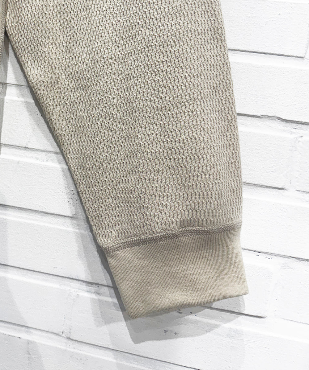 ANDER - WAFFLE CHILLAX TOP / OFF ONLINE STORE PAGE | アンダー - ワッフル チラックス トップ / オフ オンライン ストア ページ
1回のご注文が税込10,000円以上のお買い物は送料無料
中目黒セレクトショップ 商品画像