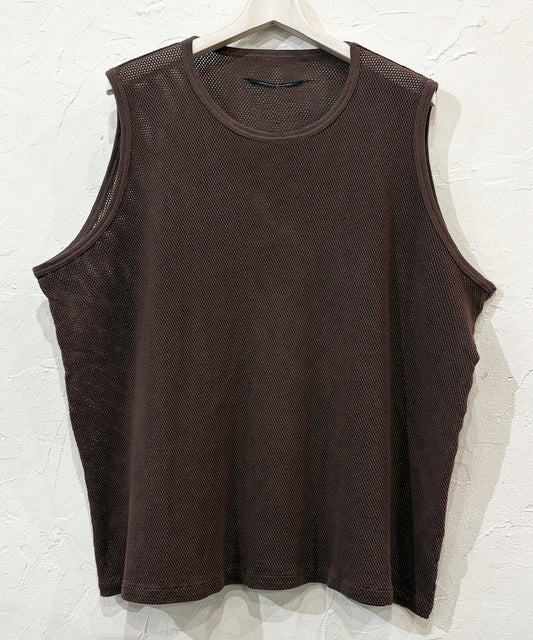ANDER - MESH SLEEVELESS DK BROWN