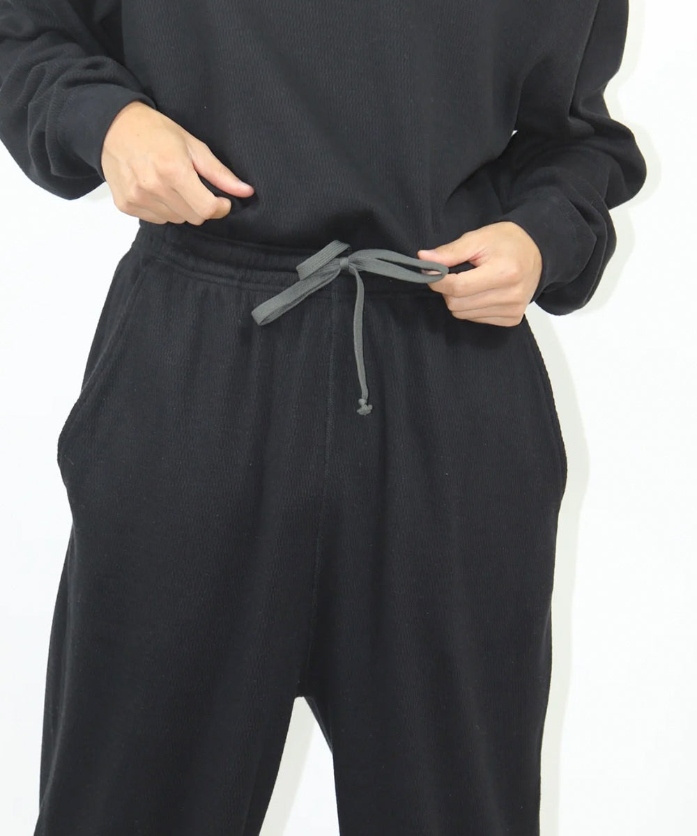 ANDER - MERINO SLEEPY PANTS / BLACK  ONLINE STORE PAGE | アンダー - メリノ スリーピー パンツ / ブラック オンライン ストア ページ
1回のご注文が税込10,000円以上のお買い物は送料無料
中目黒セレクトショップ. 商品画像