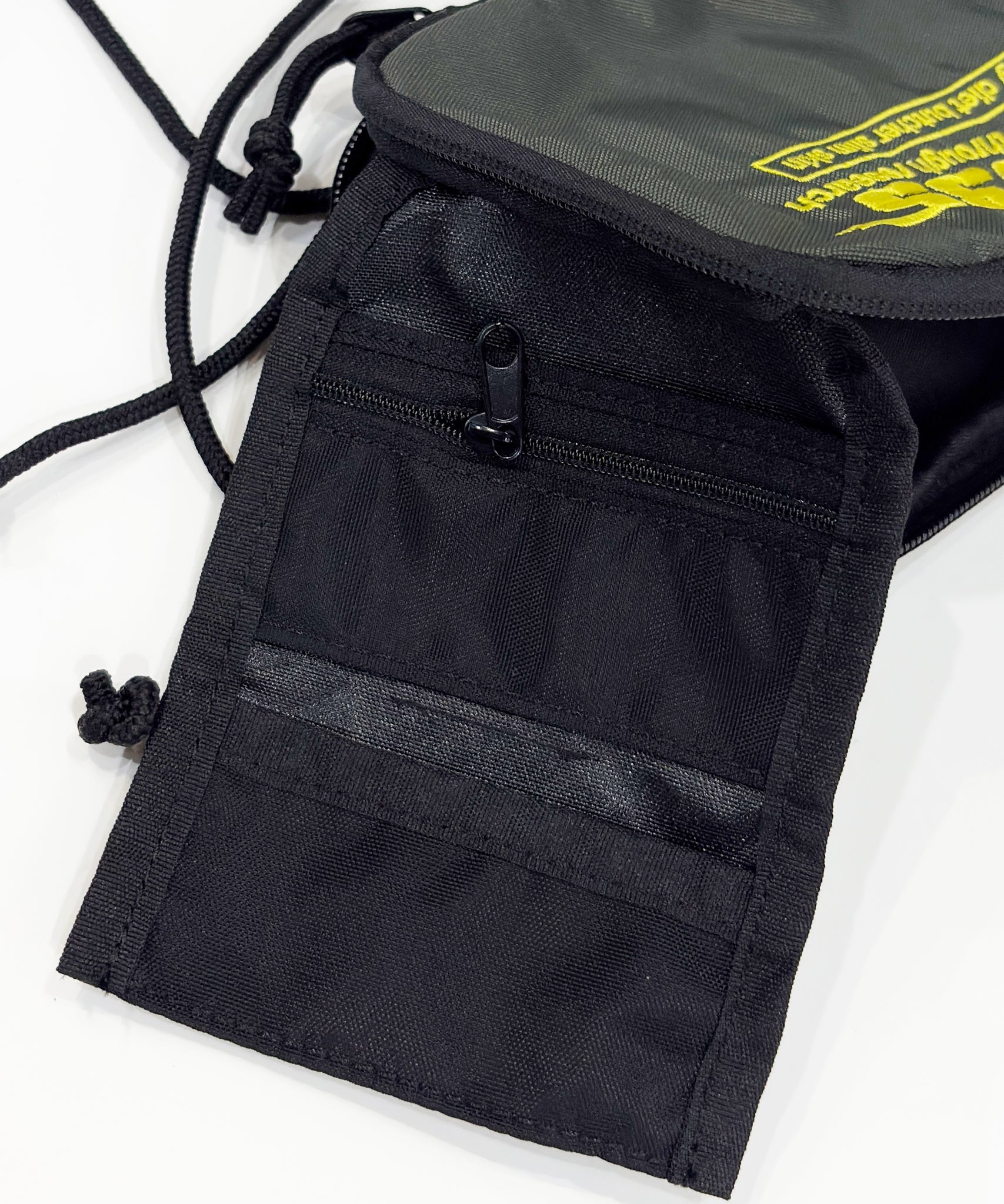 DIET BUTCHER SLIM SKIN - NEO TOKYO EMARGENCY Ⅲ- POUCH / GRAY