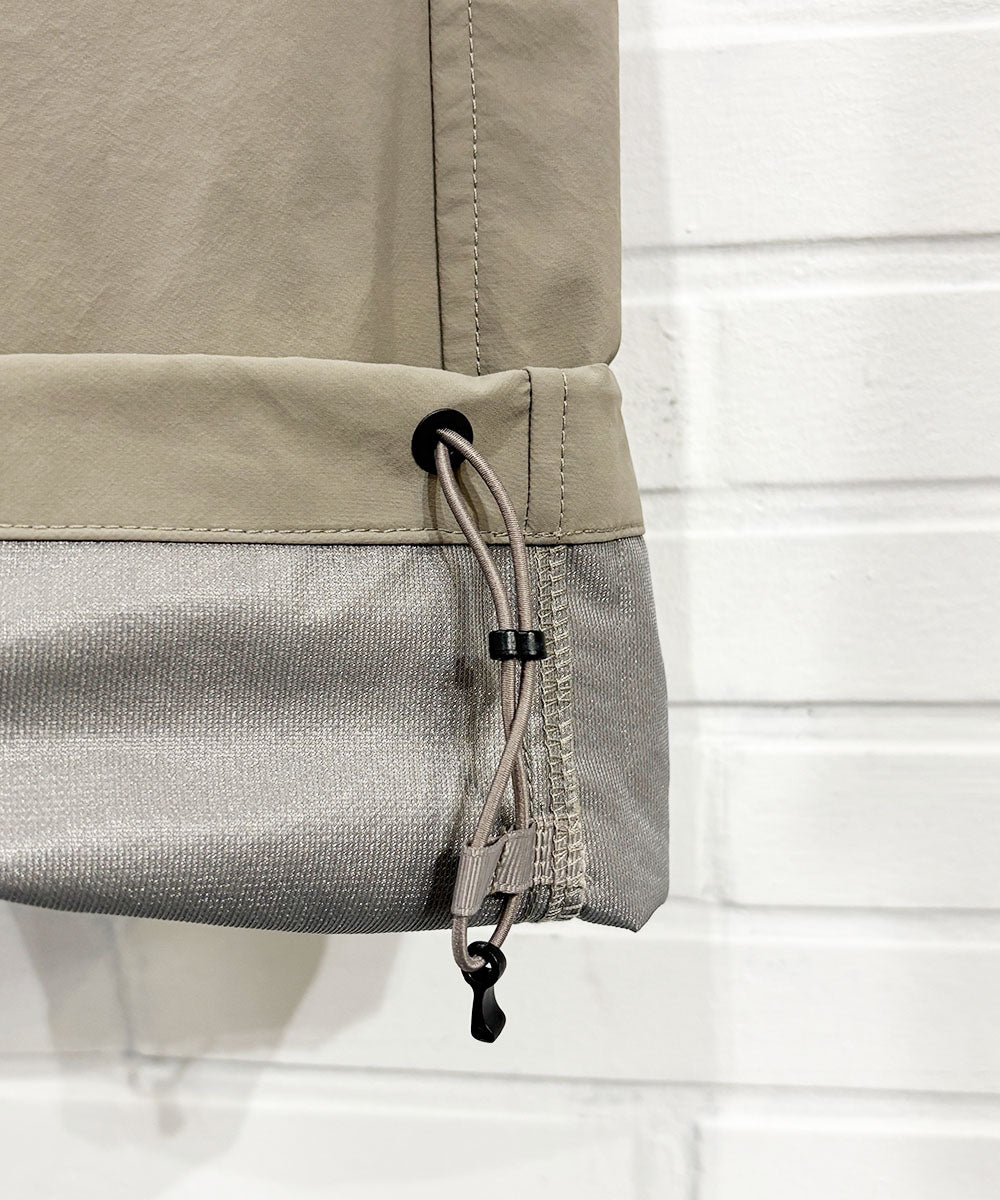 ES.1 - NYLON PANTS / IT.KHAKI ONLINE STORE PAGE | エスアイ - ナイロン パンツ / ライト カーキ オンライン ストア ページ 商品画像