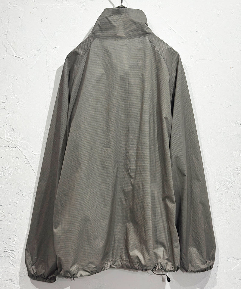 ES.1 - LIIGHT NYLON JACKET / LIGHT KHAKI ONLINE STORE PAGE | エスアイ - ライト ナイロン ジャケット / ライト カーキ オンライン ストア ページ
一回のご注文が税込10,000円以上は送料無料
中目黒セレクトショップ 商品画像