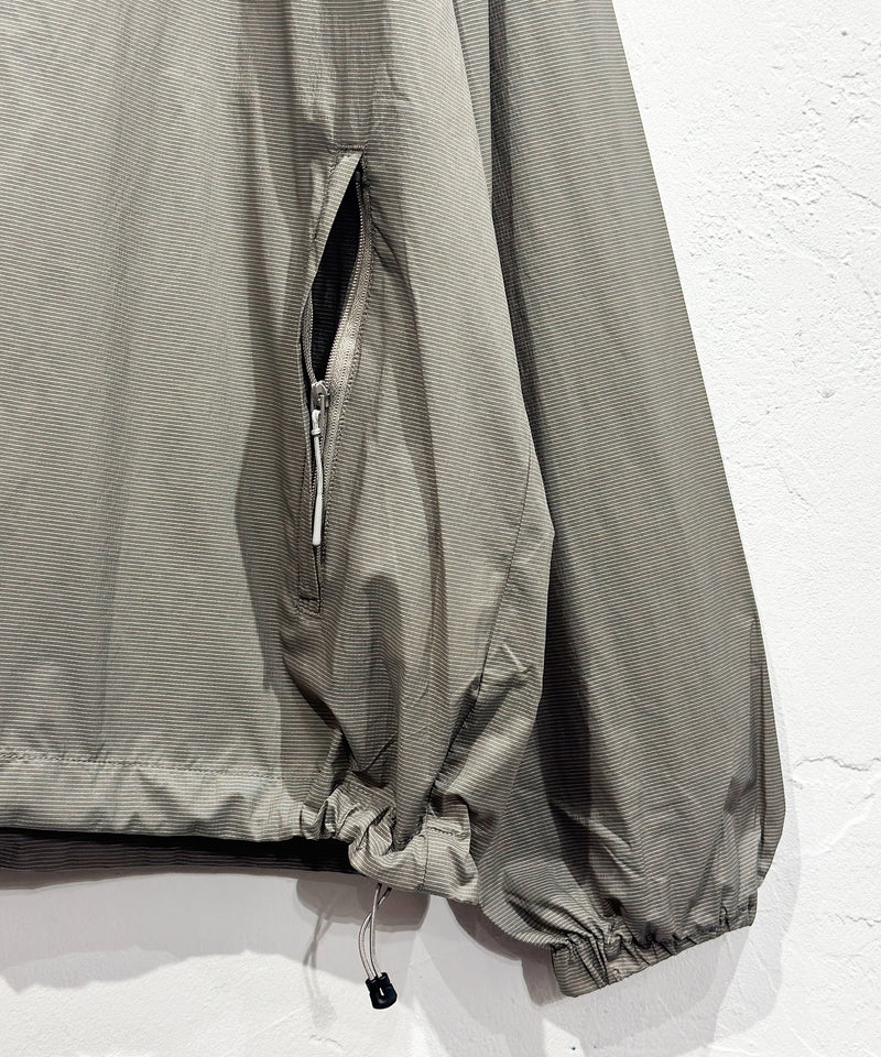 ES.1 - LIIGHT NYLON JACKET / LIGHT KHAKI ONLINE STORE PAGE | エスアイ - ライト ナイロン ジャケット / ライト カーキ オンライン ストア ページ
一回のご注文が税込10,000円以上は送料無料
中目黒セレクトショップ 商品画像