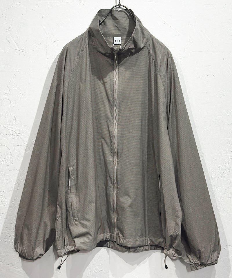 ES.1 - LIIGHT NYLON JACKET / LIGHT KHAKI ONLINE STORE PAGE | エスアイ - ライト ナイロン ジャケット / ライト カーキ オンライン ストア ページ
一回のご注文が税込10,000円以上は送料無料
中目黒セレクトショップ 商品画像