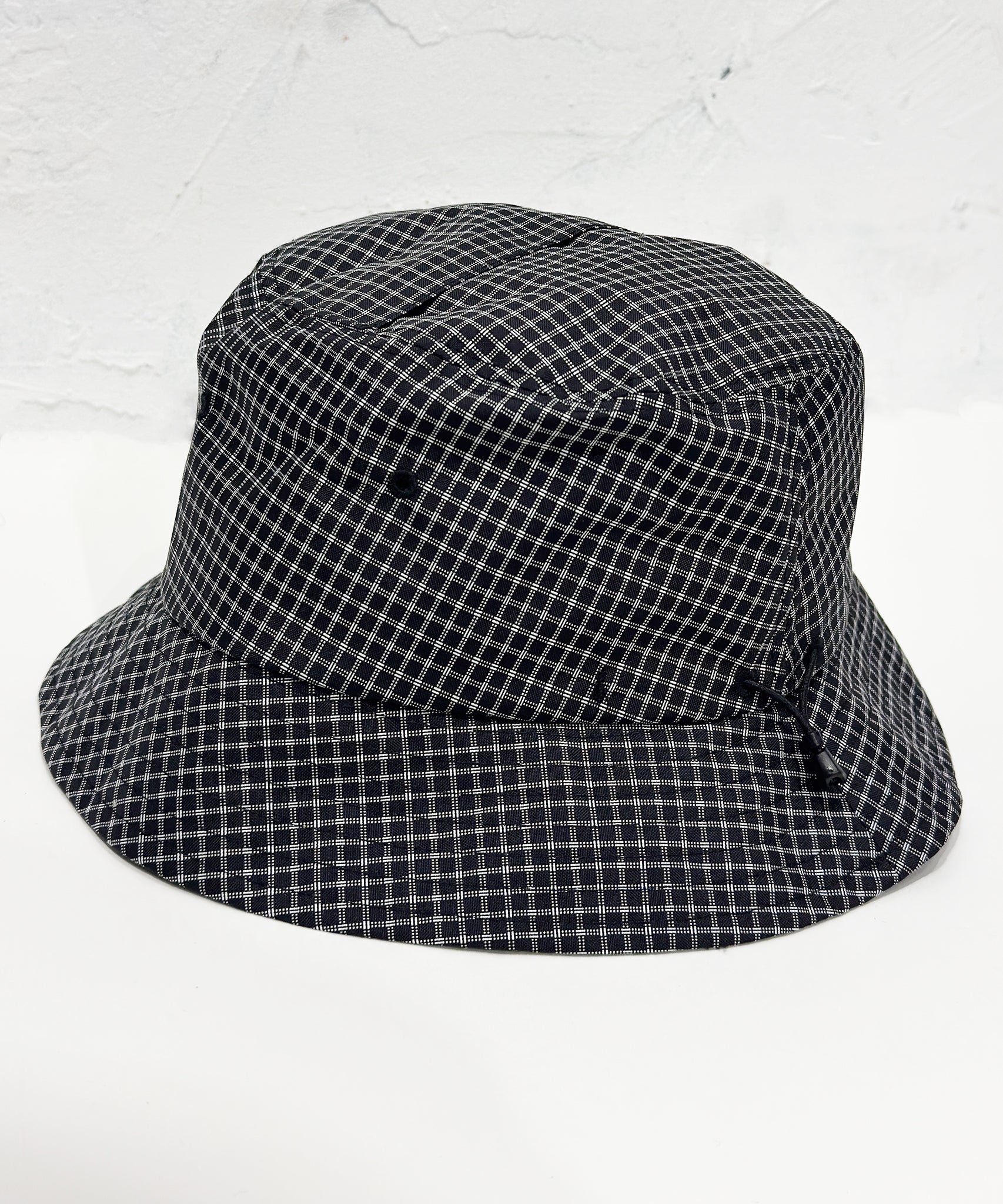 ES.1 - ULTRA HAT / BLACK×WHITE ONLINE STORE PAGE | エスアイ - ウルトラ ハット ブラック ホワイト オンラインストアページ
税込10,000円以上のお買い物は送料無料
中目黒セレクトショップ 商品画像