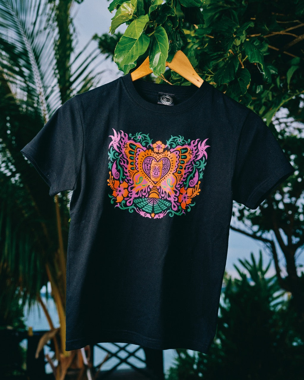 MAGOODZ 魔具ッZ -アマミチュー 【Slim fit tee-Black】 商品画像 - DB&BAR