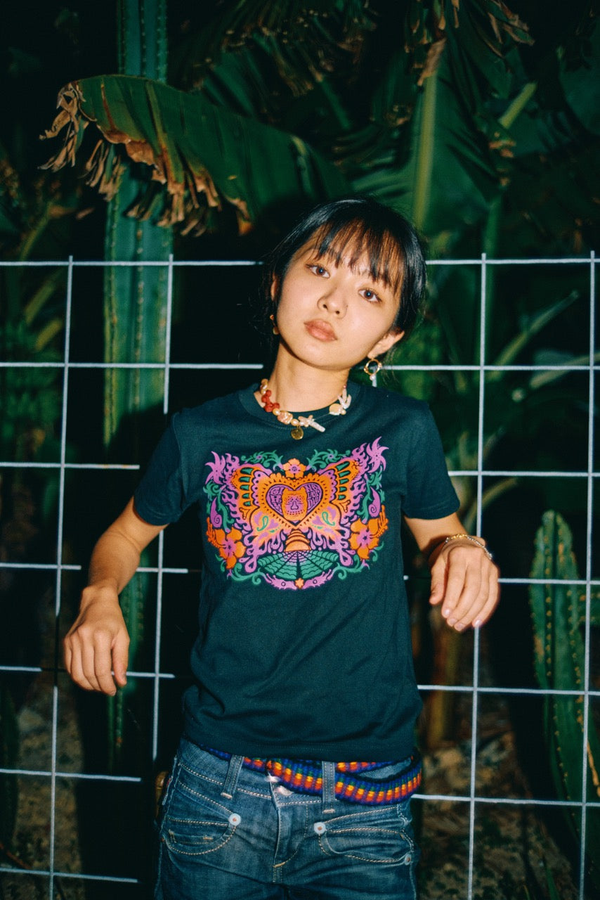 MAGOODZ 魔具ッZ -アマミチュー 【Slim fit tee-Black】 商品画像 - DB&BAR