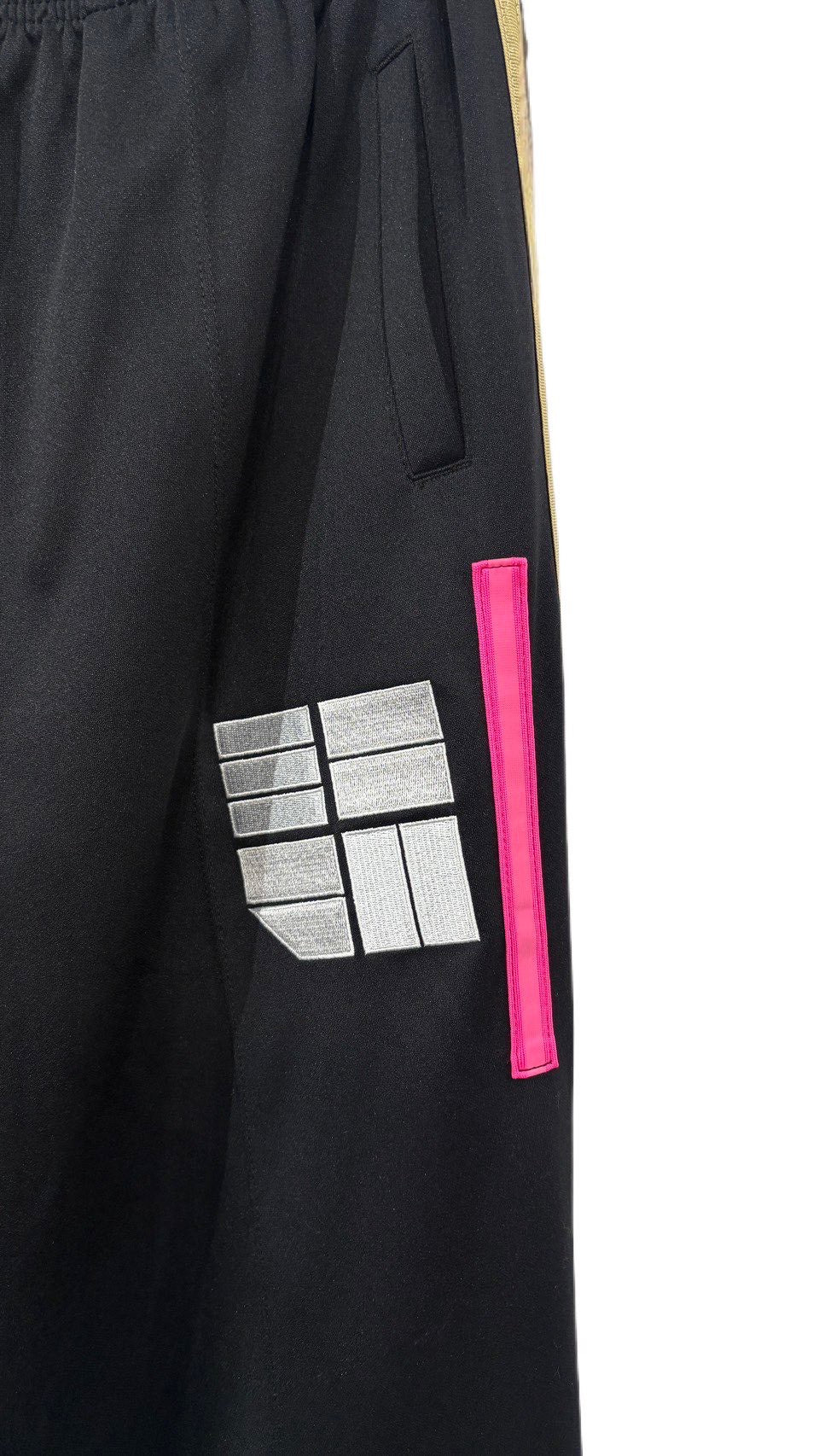 +music  Apparel “Future Nature” - Minimal music reflective track pants / Black:heavy_multiplication_x:Pink ONLINE STORE PAGE | プラスミュージック アパレル “フューチャー ネイチャー” - ミニマル ミュージック リフレクティブ トラック パンツ / ブラック:heavy_multiplication_x:ピンク オンライン ストア ページ 商品画像