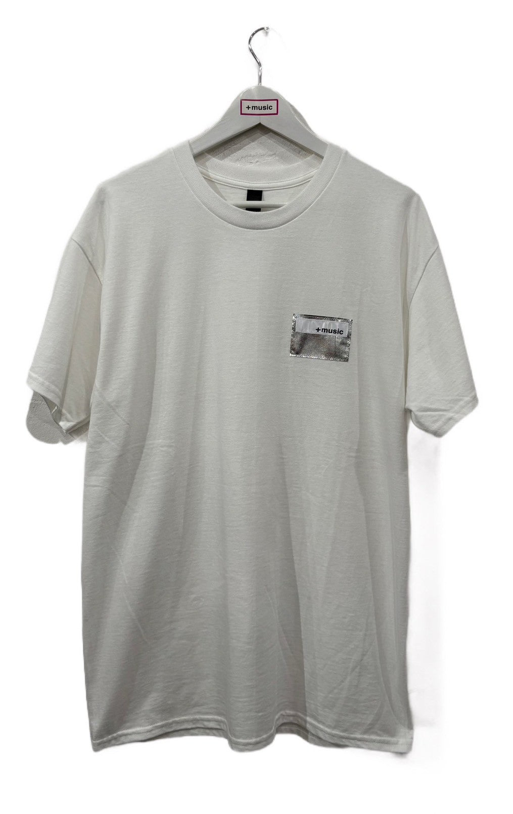 +music  Apparel “Future Nature” - Silver patch logo standard T-shirt / White ONLINE STORE PAGE | プラスミュージック アパレル “フューチャー ネイチャー” - シルバー パッチ ロゴ スタンダード ティーシャツ / ホワイト オンライン ストア ページ 商品画像