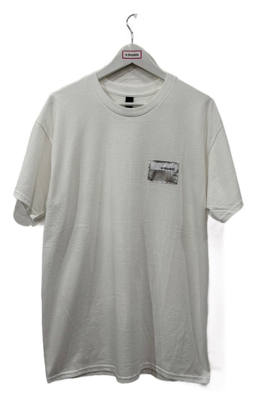 +music  Apparel “Future Nature” - Silver patch logo standard T-shirt / White ONLINE STORE PAGE | プラスミュージック アパレル “フューチャー ネイチャー” - シルバー パッチ ロゴ スタンダード ティーシャツ / ホワイト オンライン ストア ページ 商品画像