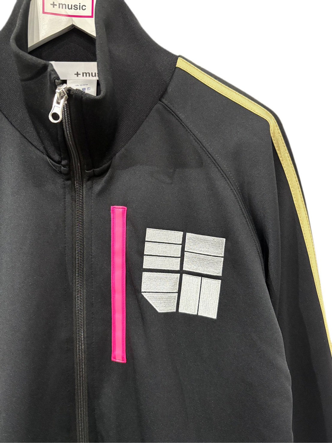 +music  Apparel “Future Nature” - Minimal music reflective track jacket / Black:heavy_multiplication_x:Pink ONLINE STORE PAGE | プラスミュージック アパレル “フューチャー ネイチャー” - ミニマル ミュージック リフレクティブ トラック ジャケット / ブラック :heavy_multiplication_x:ピンク オンライン ストア ページ 商品画像