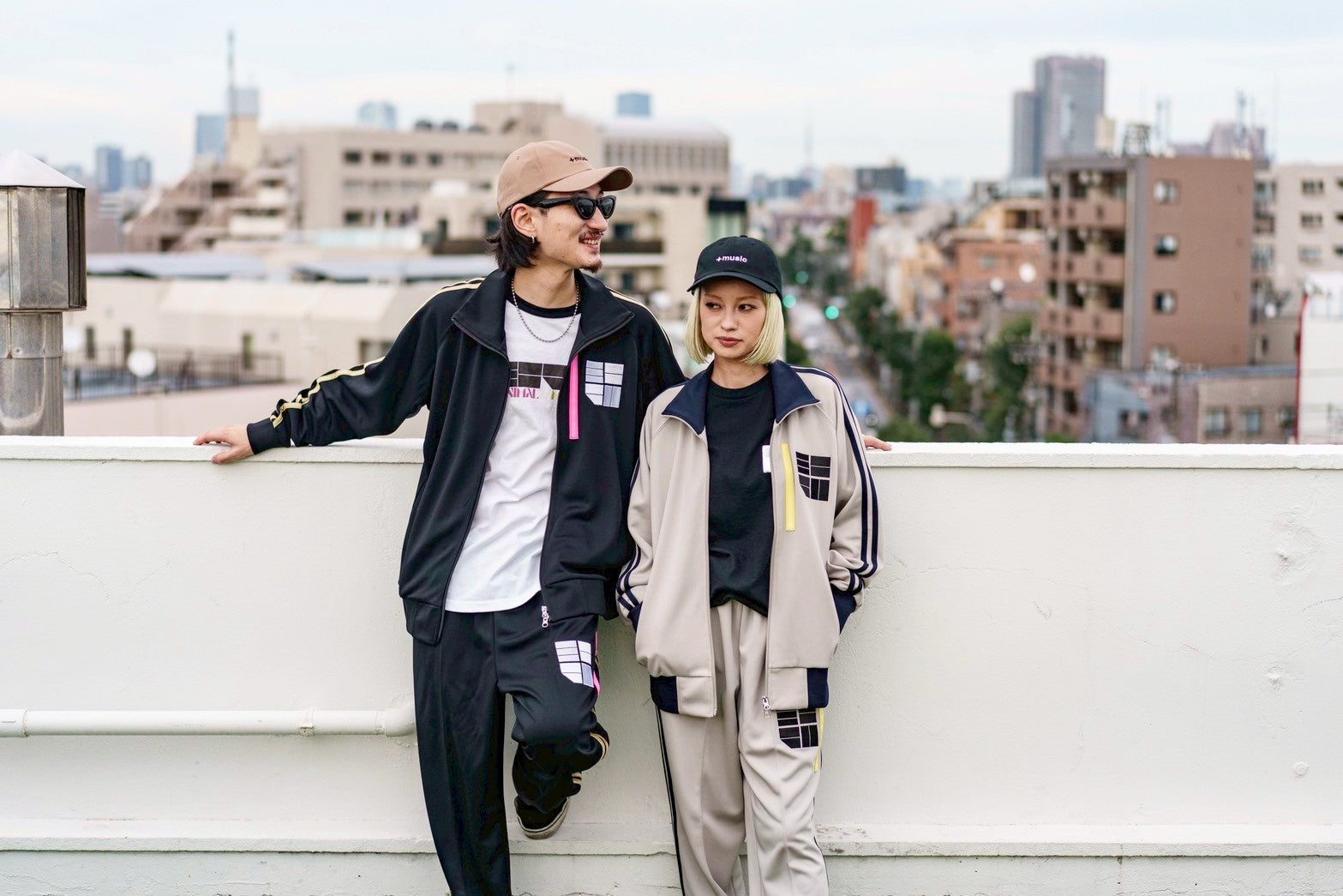 +music  Apparel “Future Nature” - Minimal music reflective track jacket / Black:heavy_multiplication_x:Pink ONLINE STORE PAGE | プラスミュージック アパレル “フューチャー ネイチャー” - ミニマル ミュージック リフレクティブ トラック ジャケット / ブラック :heavy_multiplication_x:ピンク オンライン ストア ページ 商品画像