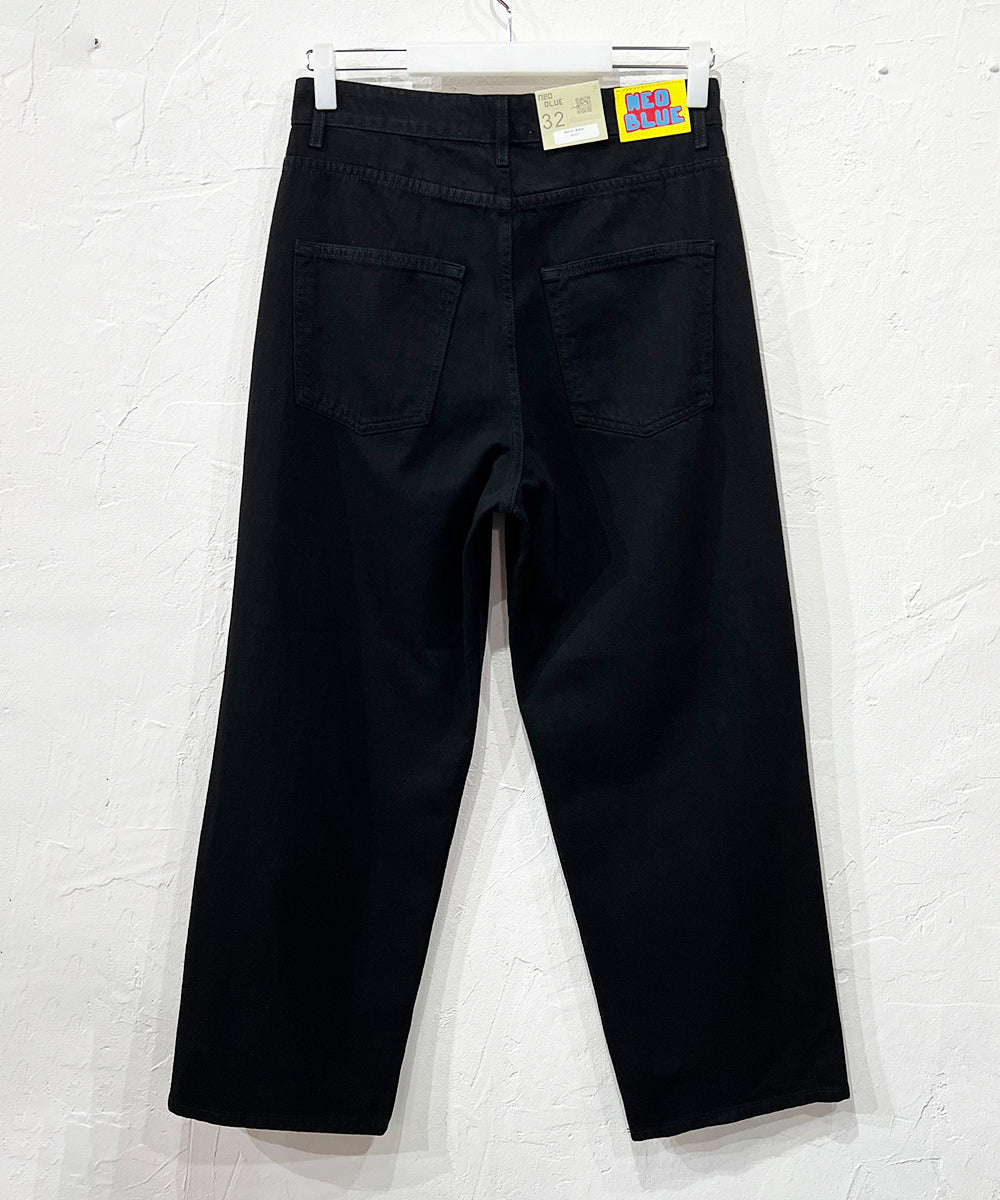 NEO BLUE - Baggy Jeans_BLACK